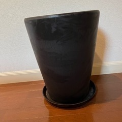 お取引中🙏陶器の鉢カバー（皿付き）の画像