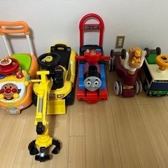 おもちゃ 車