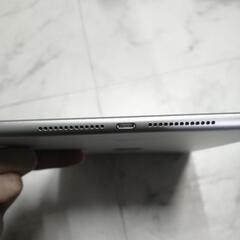 【美品】ipad　第6世代32GBの画像