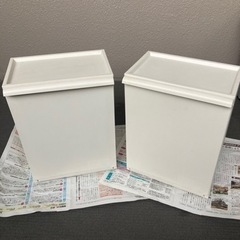 IKEA シューズボックス、ゴミ箱の画像