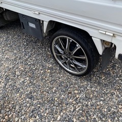 軽サイズ希少165/40R17‼️5.5J＋43PCD100‼️曲がりありジャンク💦の画像