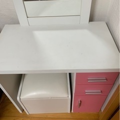 家具 ドレッサーの画像