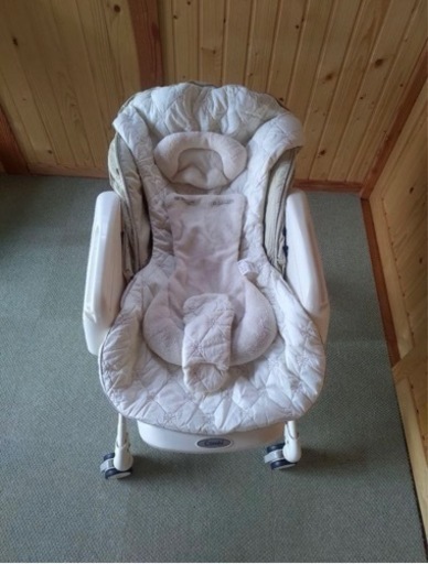 コンビ ハイローチェア フェアレットAT EX　自動スイング＆オルゴール音楽