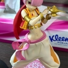 おもちゃ人形の画像