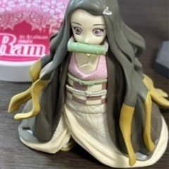 おもちゃ人形の画像
