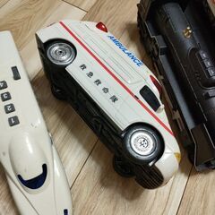 サウンドトレイン 救急車 機関車 など ５台の画像