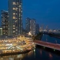 《横浜駅、桜木町駅》一緒にナイトウォークかナイトランしてくださる...