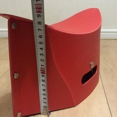 パタット　椅子の画像