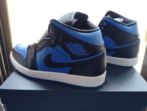 【正規店購入品】ナイキNIKEエアジョーダン1サイズ9.5(27.5)MID【新品未使用】