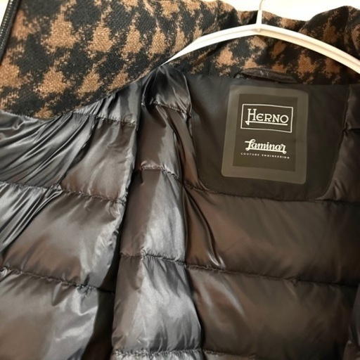 【herno】フード付きダウンコート