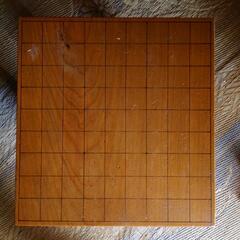 骨董品に近い将棋盤　脚付き