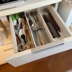 ニトリ訳あり　食器棚　キッチンボードの画像