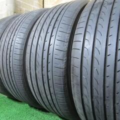 215/55R17 ヨコハマ ブルーアース RV-02 215/...