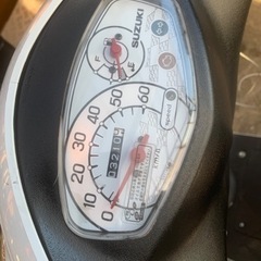 スズキV50 原付きスクーターの画像