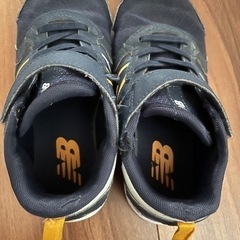 20cm　キッズ　靴　ニューバランス　スニーカーの画像