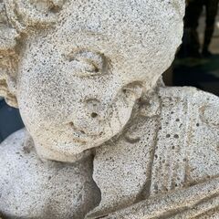 千葉直接引取　バイオリンを弾く子供 中世ヨーロッパ風 石膏像 置物 オブジェ ガーデンファニチャー デッサン像 アンティーク レトロの画像