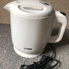 電気ポット　電気ケトル　
