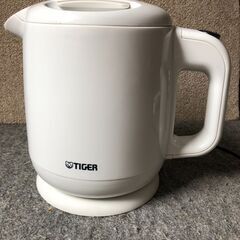 電気ポット　電気ケトル　の画像