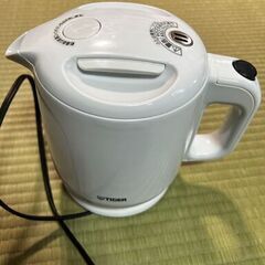 電気ポット　電気ケトル　の画像