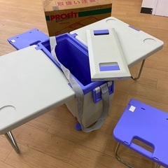 中古　クーラーボックス付きアウトドアテーブルチェアーセット