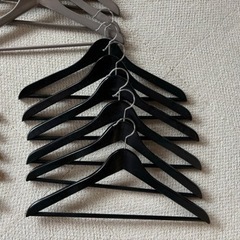 IKEAハンガー 21本の画像