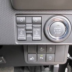 装備充実！人気のカスタム！ダイハツ　タント　カスタム　Xセレクションの画像