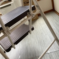 脚立　踏み台　アイリスオーヤマ折りたたみステップの画像