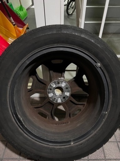 車のパーツ タイヤ、ホイール