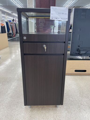 ★ジモティ割あり★  商品ケース 茶 H110.5×D45×W84.5 クリーニング済み TJ6310