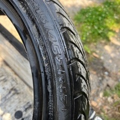 車のパーツ タイヤ、ホイールの画像