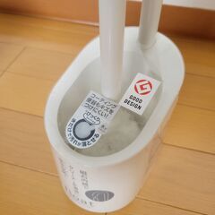 NEW フロートトイレブラシ&ケース & ラバーカップ