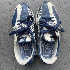 靴/バッグ 靴 スニーカーの画像