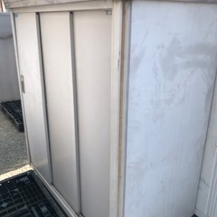 ⭐️激安⭐️ヨド物置　鍵なしの画像