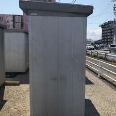⭐️激安⭐️イナバ物置　プレハブの画像