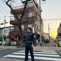 【日給12,000～、寮完備！】・入社祝金：10万円（規定あり）交通誘導警備員募集！週1回でもOK！の画像
