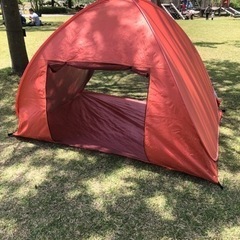 いい天気のテントの画像