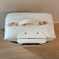 リズリサ　キャリーケース　リボンの画像