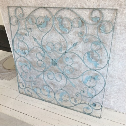 アンティークトレリス　インテリア