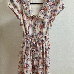 【値下げしました】【美品】＊dazzlin＊Sサイズ＊襟付き半袖...