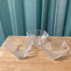食器の画像