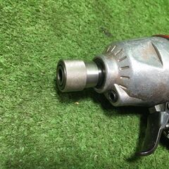 MAX 型番不明 高圧インパクトドライバー 本体のみ【市川行徳店】【店頭取引限定】【中古】管理番号：ITP81ND88T6Fの画像