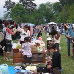 ６月２３日アルプス公園東入り口駐車場フリーマーケット - 松本市