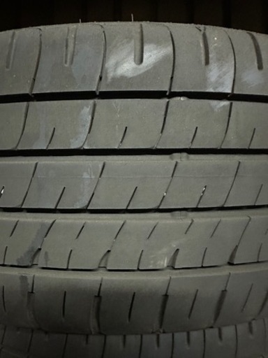 車のパーツ タイヤ、ホイール