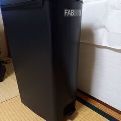 足踏みゴミ箱25㍑中古です。