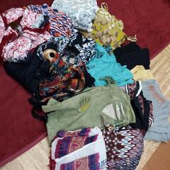 アジアン系レディース服 まとめ売り(16枚)の画像