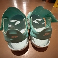 美品　Jordan kidsサンダルの画像