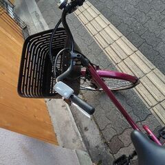 美品☆[TAKEDA]Ad-viam(アドビアム)26吋 電動アシスト自転車 5.8Ahバッテリー+充電器+キー1本(ワインレッド)の画像