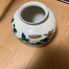 九谷焼の花瓶です 生活雑貨 家庭用品 ガーデニングの画像