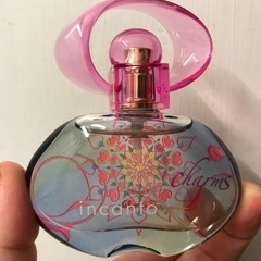 インカントチャーム　フェラガモ　香水