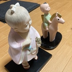 陶器の人形２体 おもちゃ フィギュアの画像